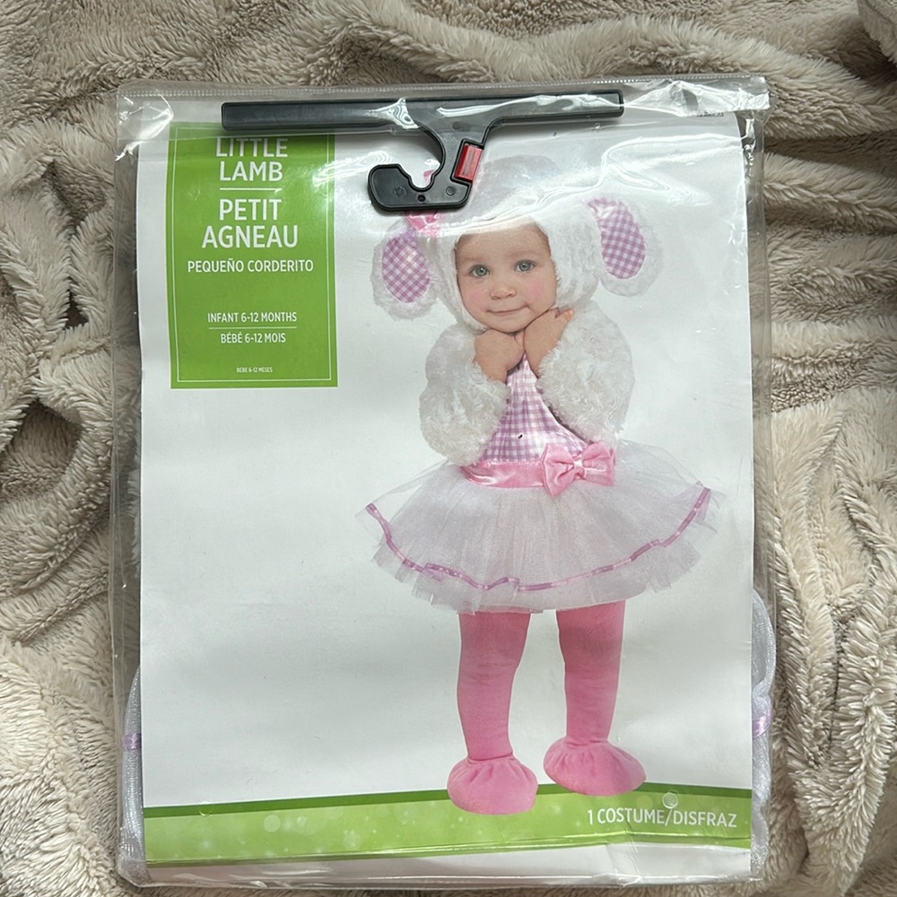 Little lamb costume infant 6-12 months.